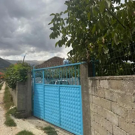 Bujtina Mana Appartamento